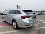 Skoda Octavia Combi Led//Key//Ahk//Ambiente//Carplay - Skoda Octavia: Combi Ambiente