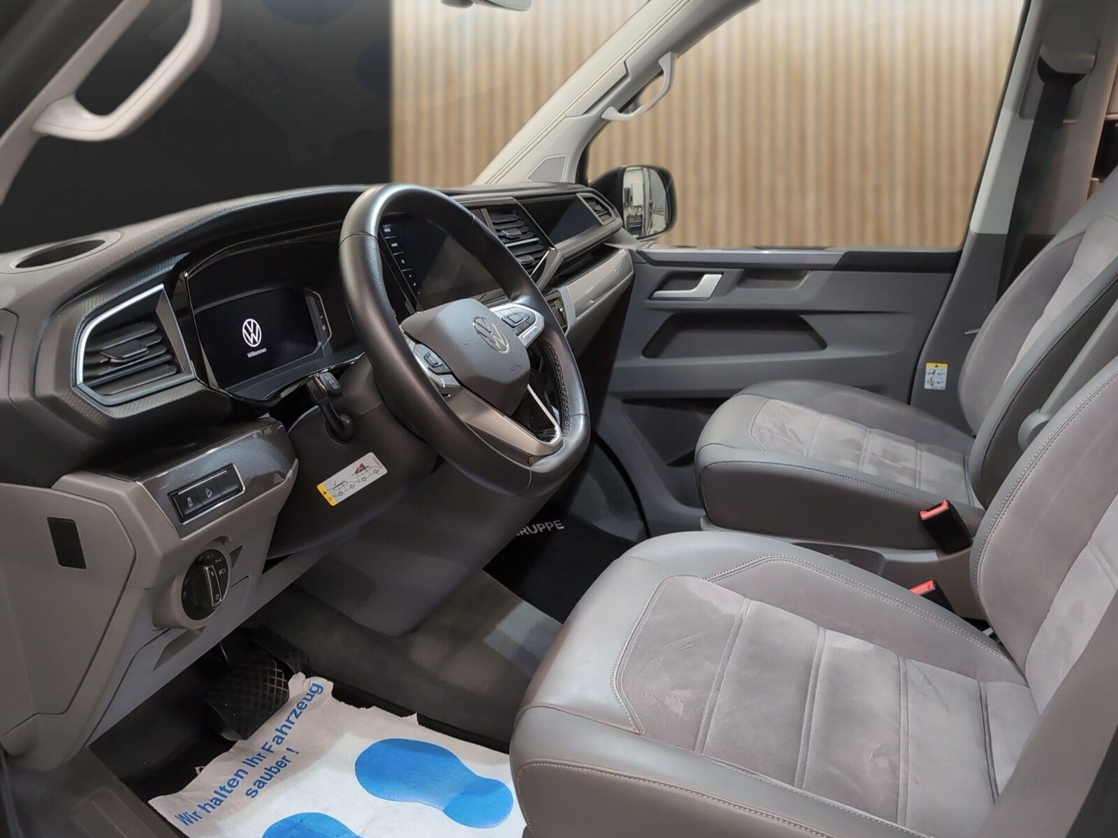 Fahrzeugabbildung Volkswagen California T6.1 California 6.1 Ocean 2,0l  AHK