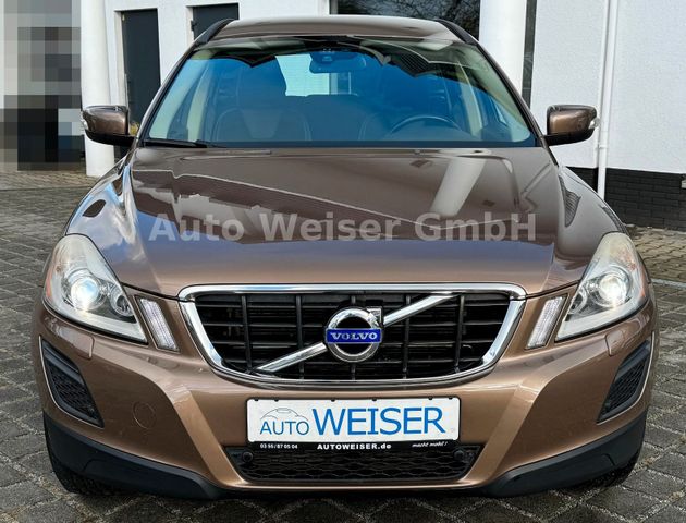 Volvo XC60 Momentum Autom. Navi Xenon SHZ PDC