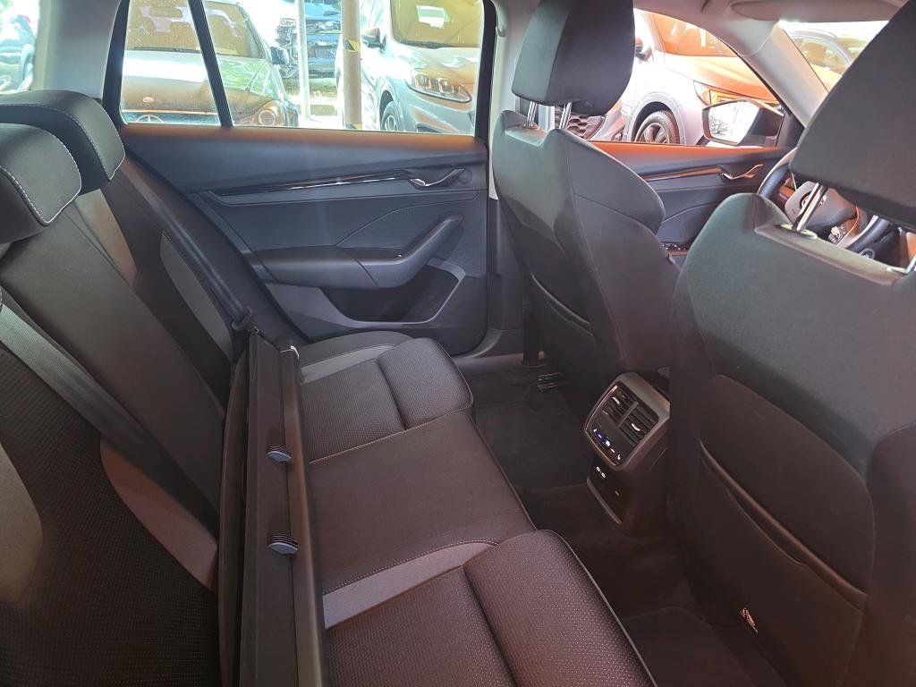 Fahrzeugabbildung SKODA Octavia Combi 2.0 TDI Tour/AHK/MATRIX/ACC/SHZ/