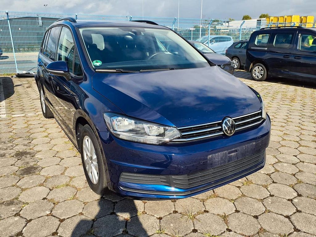 Image of Volkswagen Touran