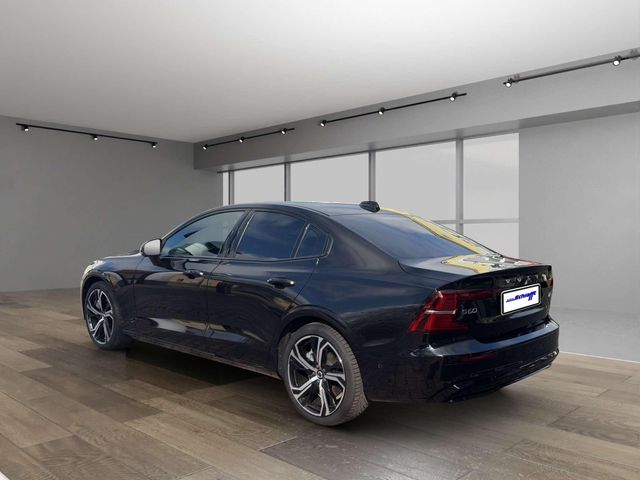 Volvo S60 Ultimate Dark AWD