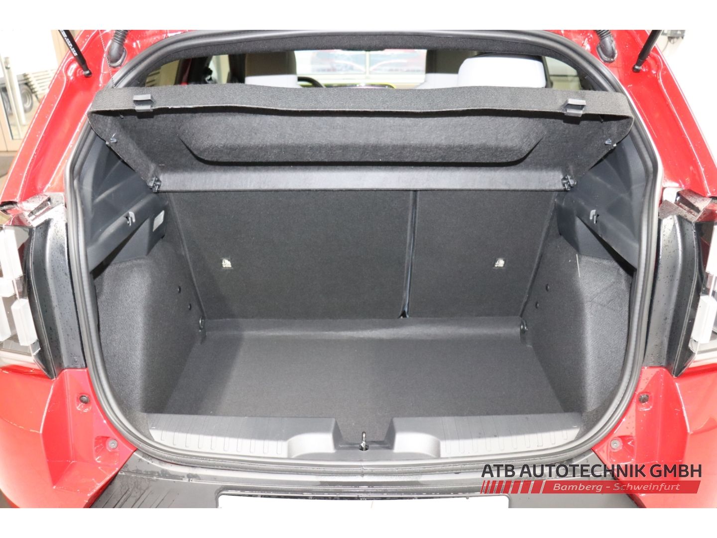 Fahrzeugabbildung Fiat Grande Panda La Prima Hybrid 1.2 eDCT Winter-Pak