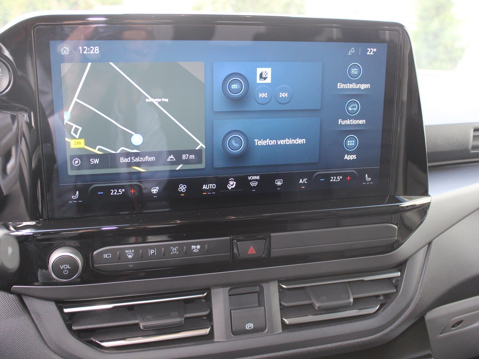Fahrzeugabbildung Ford Tourneo Custom 320 L1 Tourneo Titanium X AWD