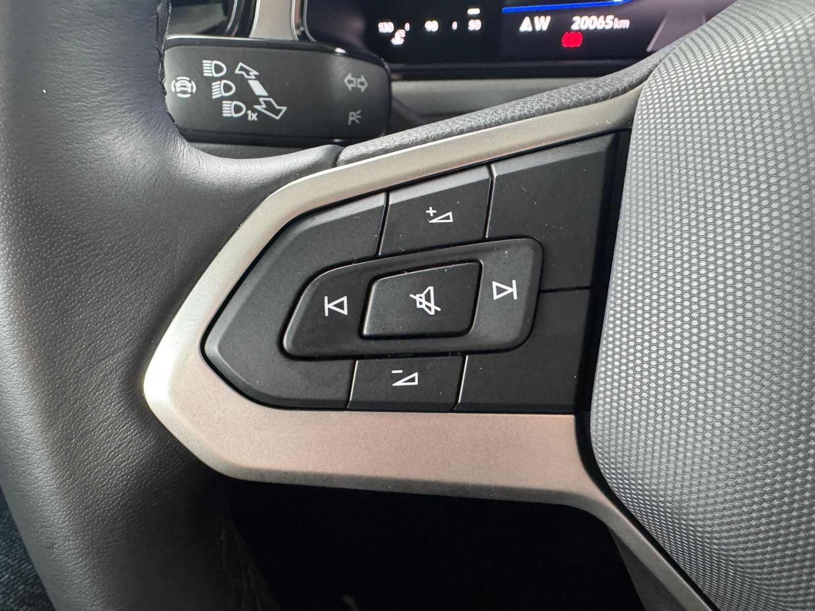 Volkswagen T-Roc - Bild 18