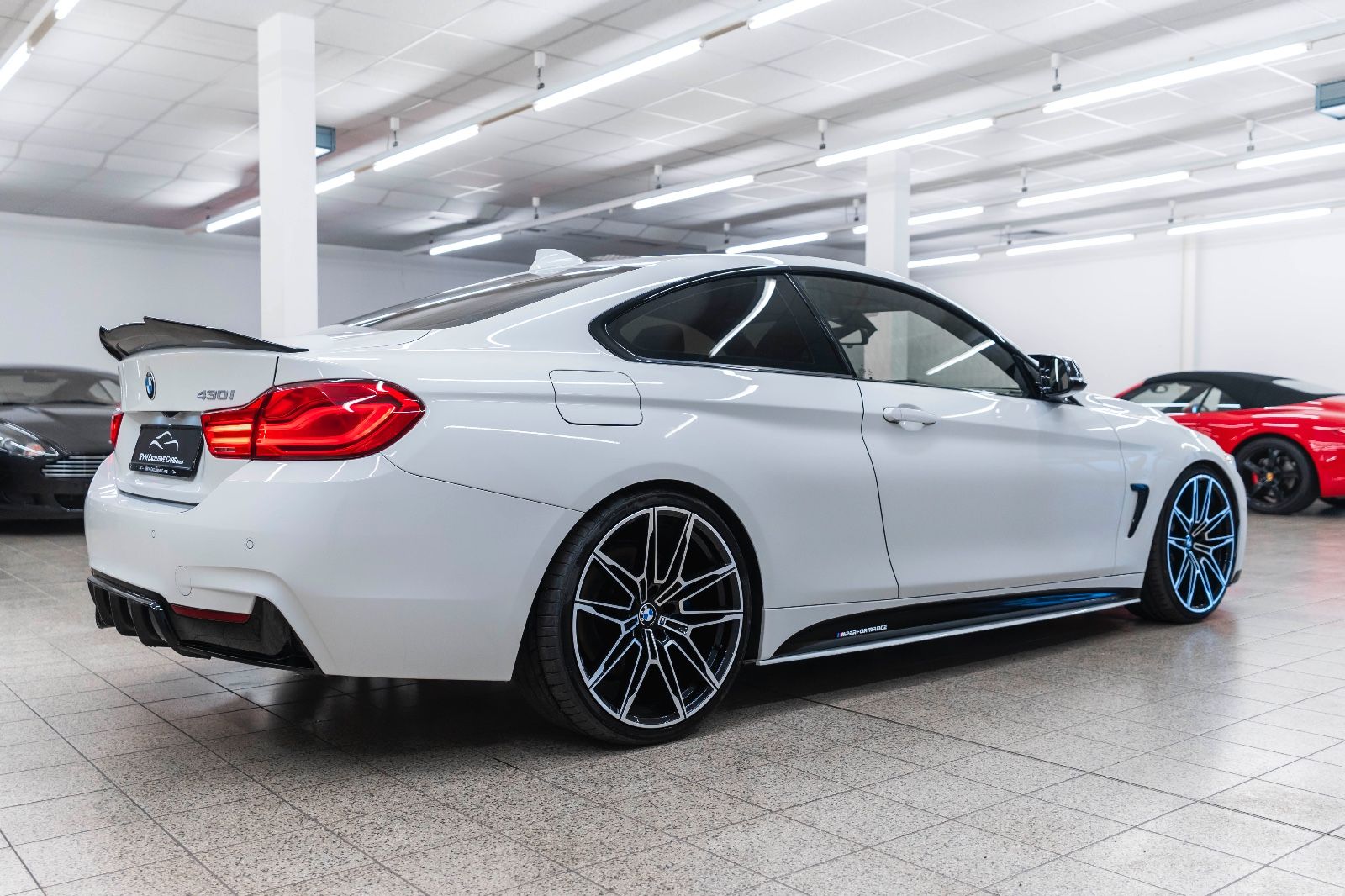 Fahrzeugabbildung BMW 430i M-PERFORMANCE HUD LED KAM NAV TOTW HIFI