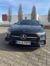 Mercedes-Benz A 250 AMG Paket *Garantie bis 2028*Top gepflegt  - Mercedes-Benz A 250: Schwarz, Limousine, Garantie