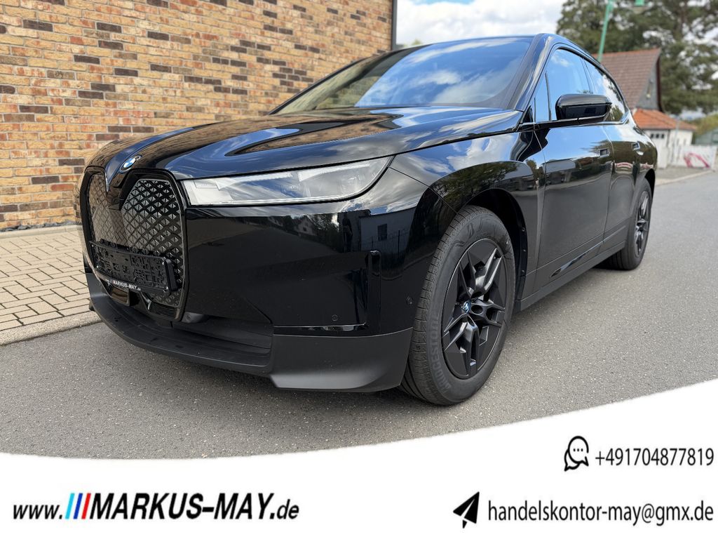 Image of BMW iX