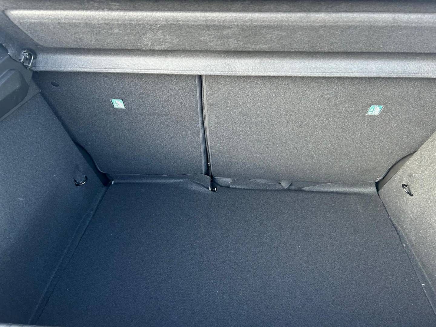 Fahrzeugabbildung Renault CLIO Esprit Alpine TCe 90