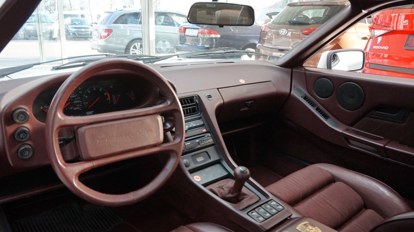 Fahrzeugabbildung Porsche 928 S4 Zahnriemen neu ex Brun Racing Schweiz