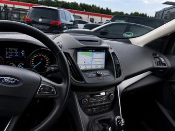 Ford Kuga - 8