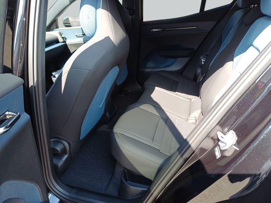 Volvo EX30 - Bild 11