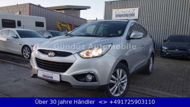 Hyundai ix35 2.0 Benzin 4WD*LEDER*XEON*KLIMA*KEYLESS-GO