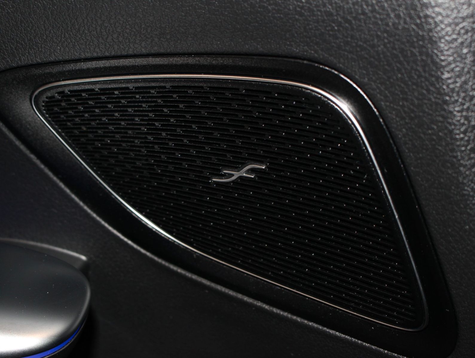 Fahrzeugabbildung Mercedes-Benz C 220 d Avantgarde*HUD*Kamera*1.Hand