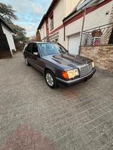Mercedes-Benz E220 S124 - gebrauchte Mercedes-Benz E 220 aus dem Jahr 1992