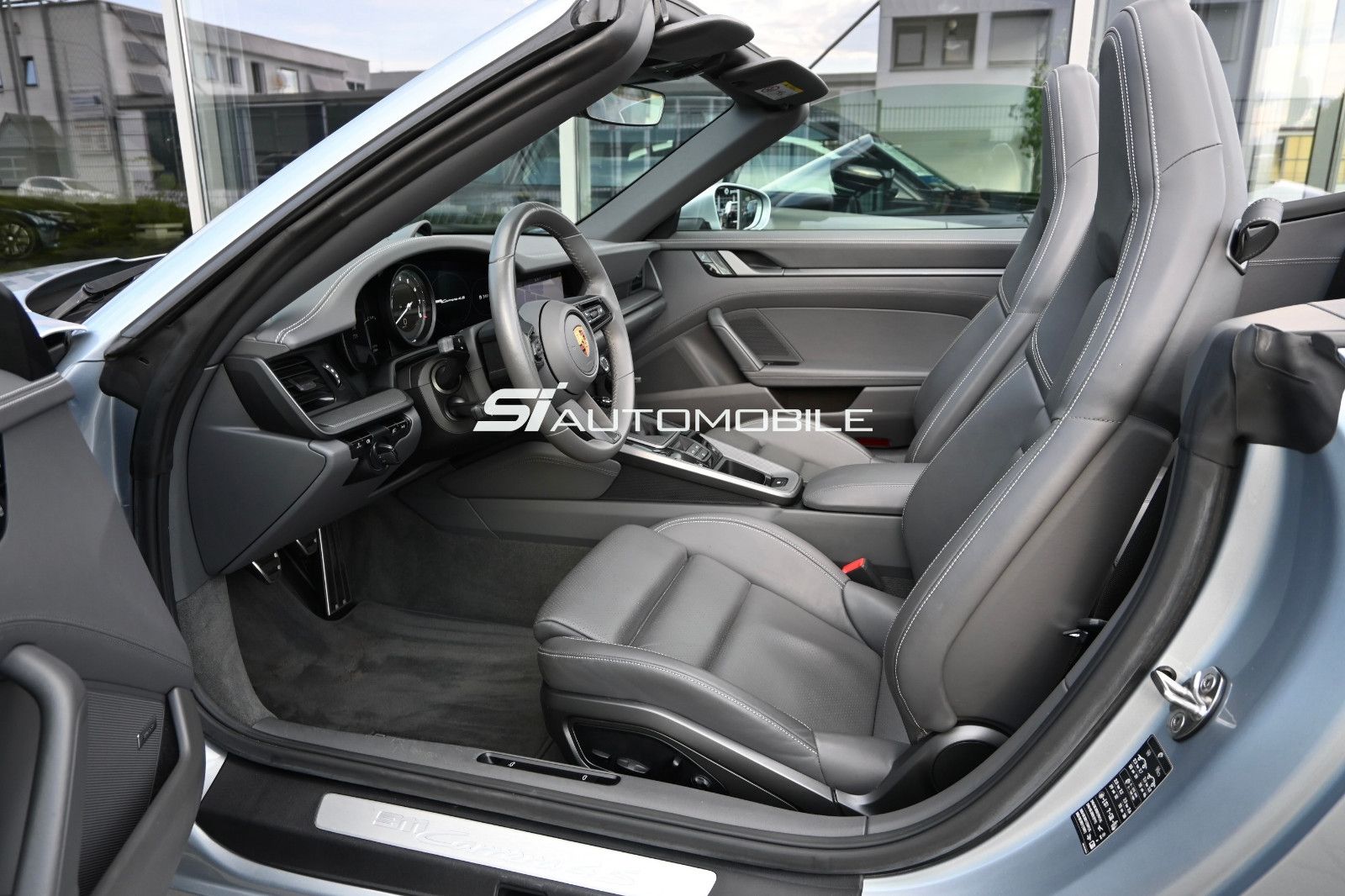Fahrzeugabbildung Porsche 992 911 Carrera 4S Cabrio °SPORT CHRONO°14-WEGE°