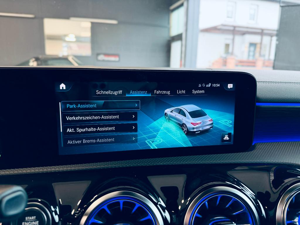 Mercedes-Benz CLA 250