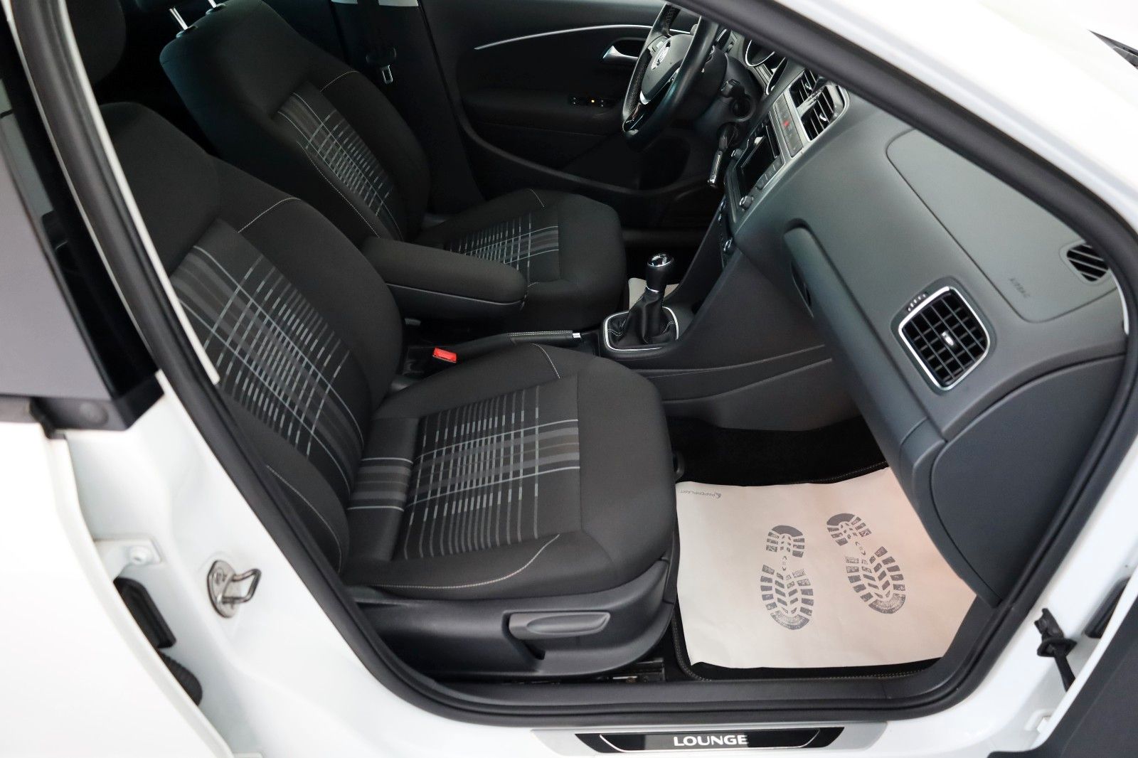 Fahrzeugabbildung Volkswagen Polo V Lounge SH,PDC,Climatronic,SR+WR