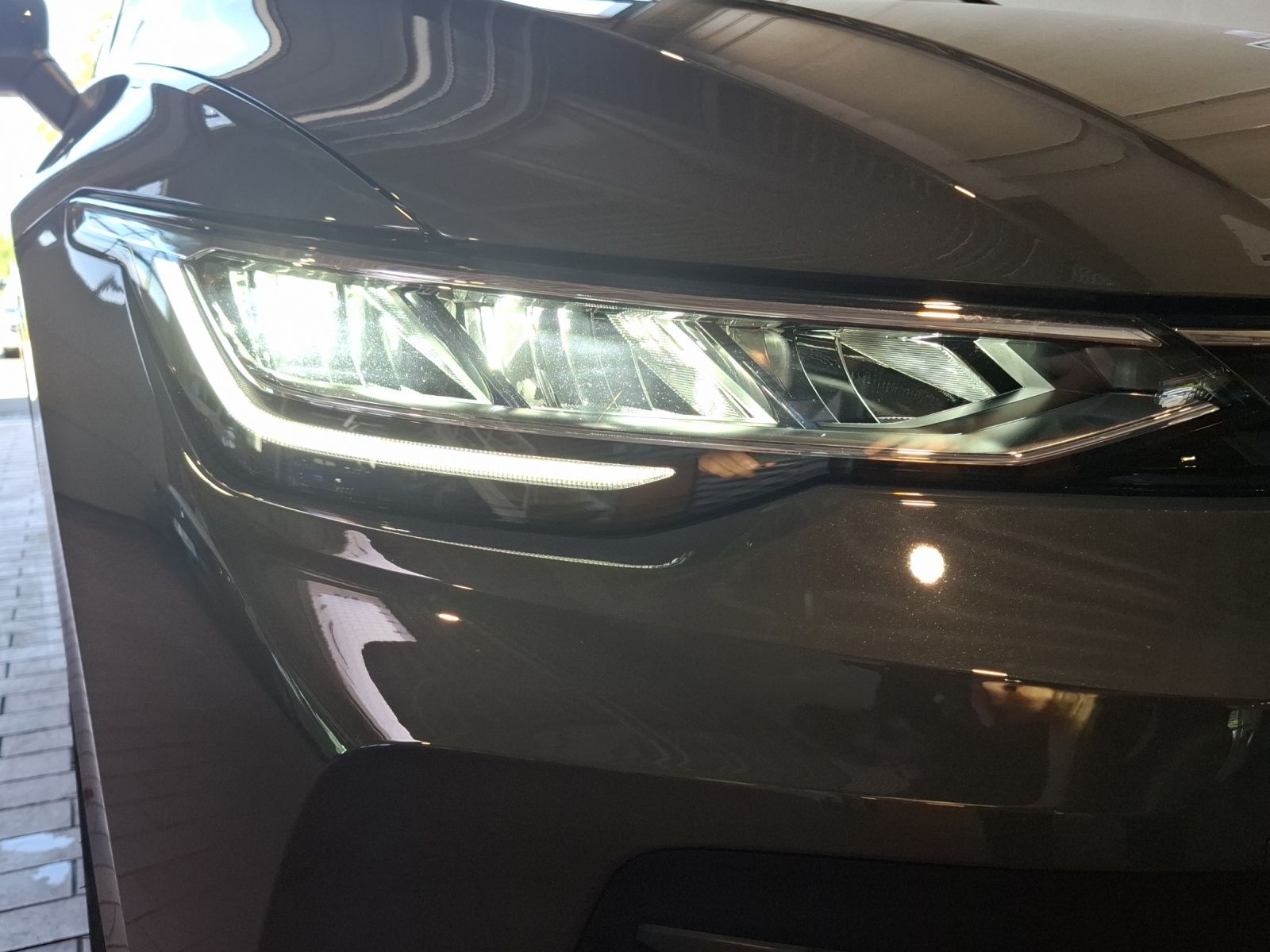 Fahrzeugabbildung Volkswagen Golf VIII TSI Goal LED CarPlay AID ACC PDC SH
