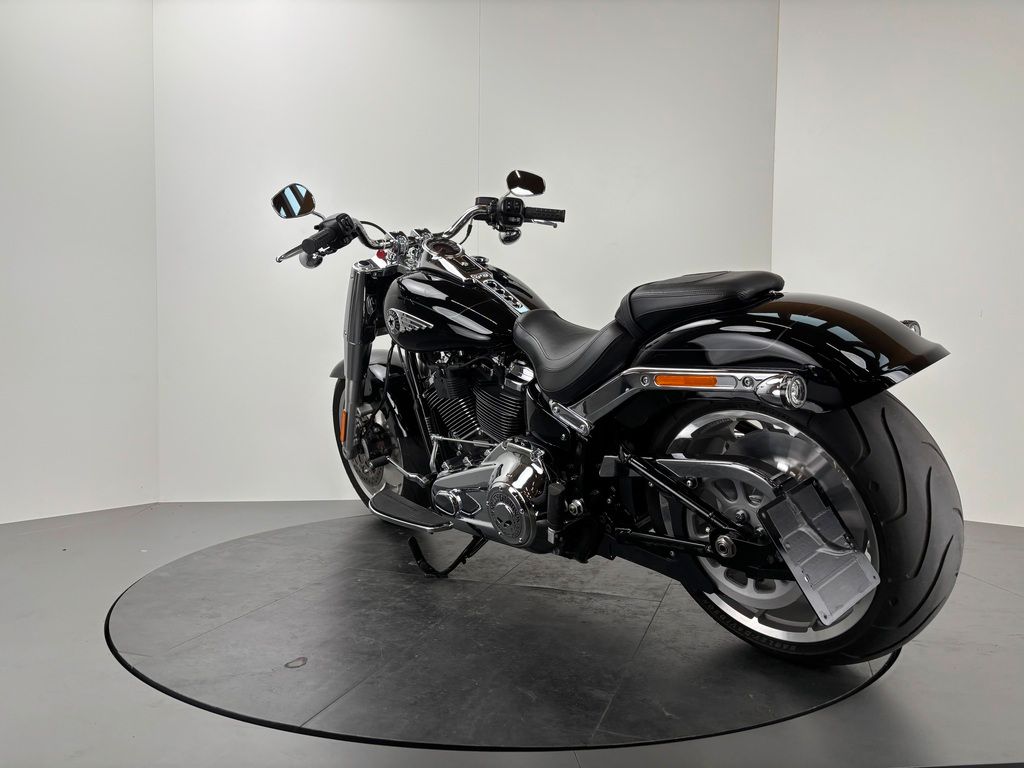 Fahrzeugabbildung Harley-Davidson FAT BOY 117 *JEKILL&HYDE *SEITL. KENNZEICHEN