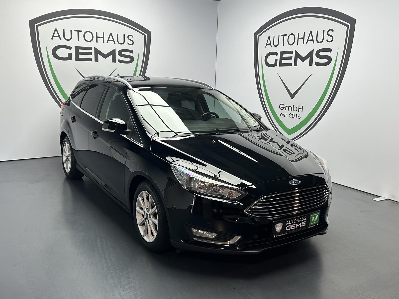 Ford Focus Titanium AHK Navi Temp Winter-Paket PDC 
