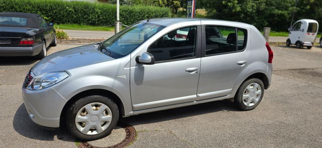 Dacia Sandero Laureate