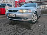 Opel Vectra B TÜV bis 02/2028 Ohne Mängel - Opel Vectra aus 2001: 2.2
