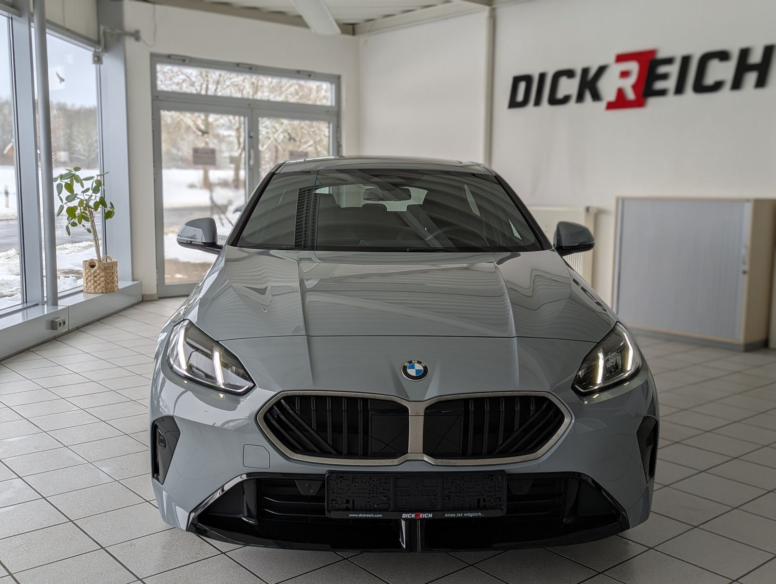 BMW 118 d M-Sport Panoramadach BROOKLYN Kamera 18" - Image 2