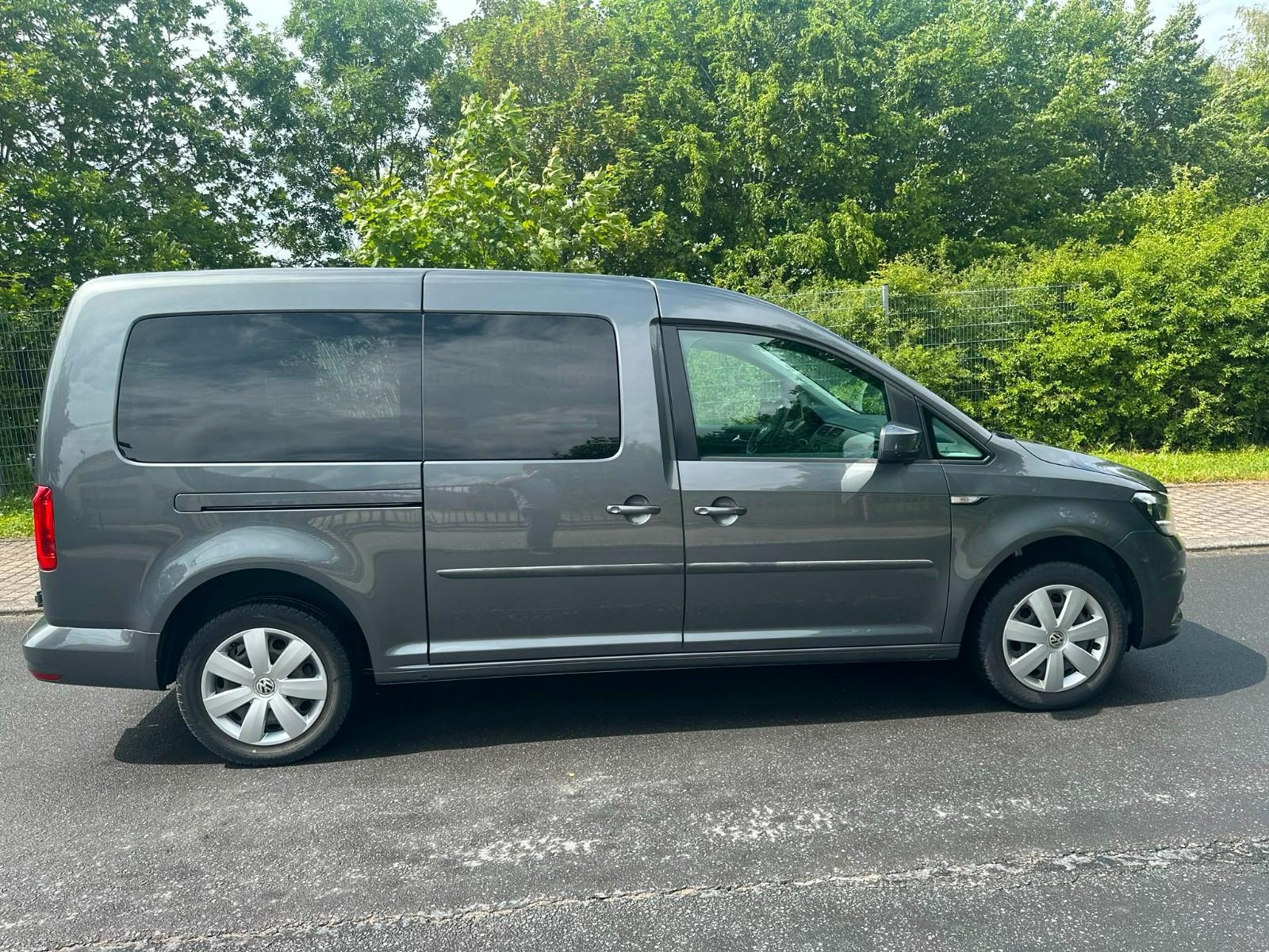 Volkswagen Caddy Maxi 2.0 TDI DSG Klima Rollstuhlrampe 7Sit