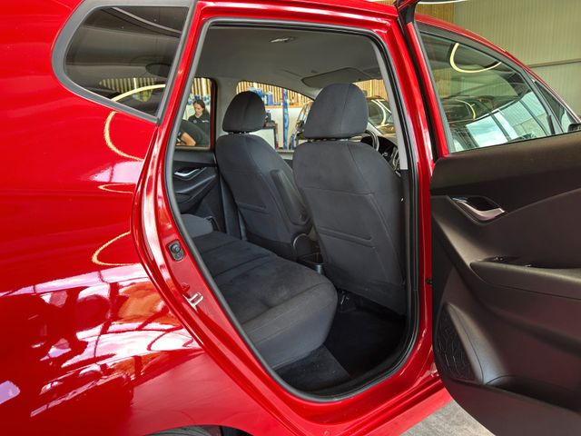 Hyundai ix20*TÜVSERVICE:NEU*SitzLenkradHZ*NAV*TEMPO*PD