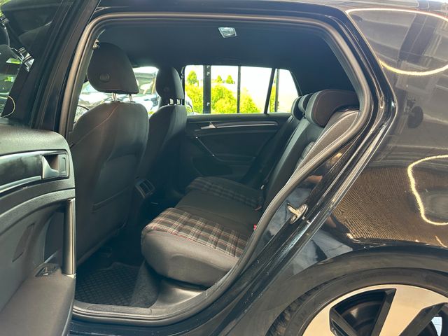 Volkswagen Golf GTI *SPORT-FAHRWERK*NAVI*ACC*PERFORMANCE*