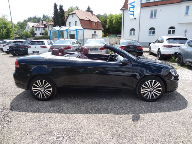 Fahrzeugabbildung Volkswagen Eos Basis/1.Hand/79.000km/Leder/PDC/140PS/