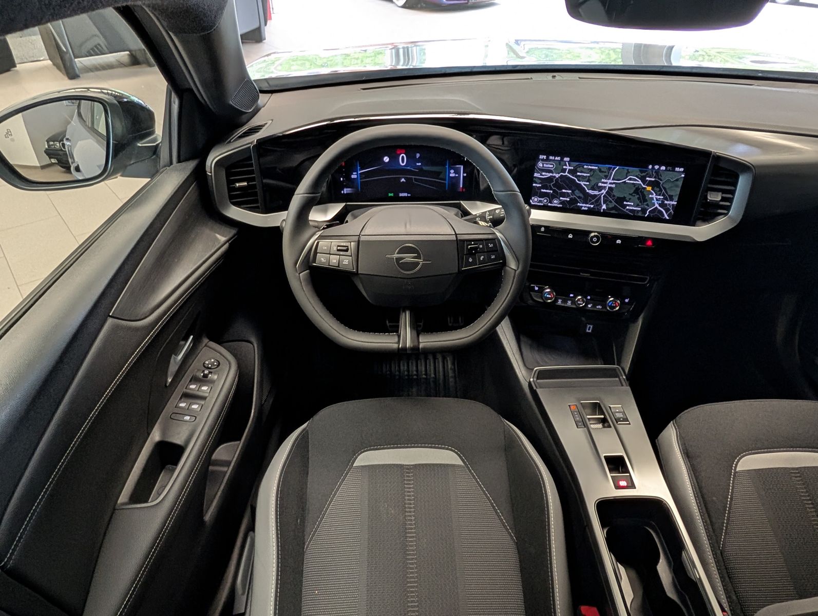 Fahrzeugabbildung Opel Mokka GS BLACK INTEL LUX TECH KAM SHZ BHL VIRTUA