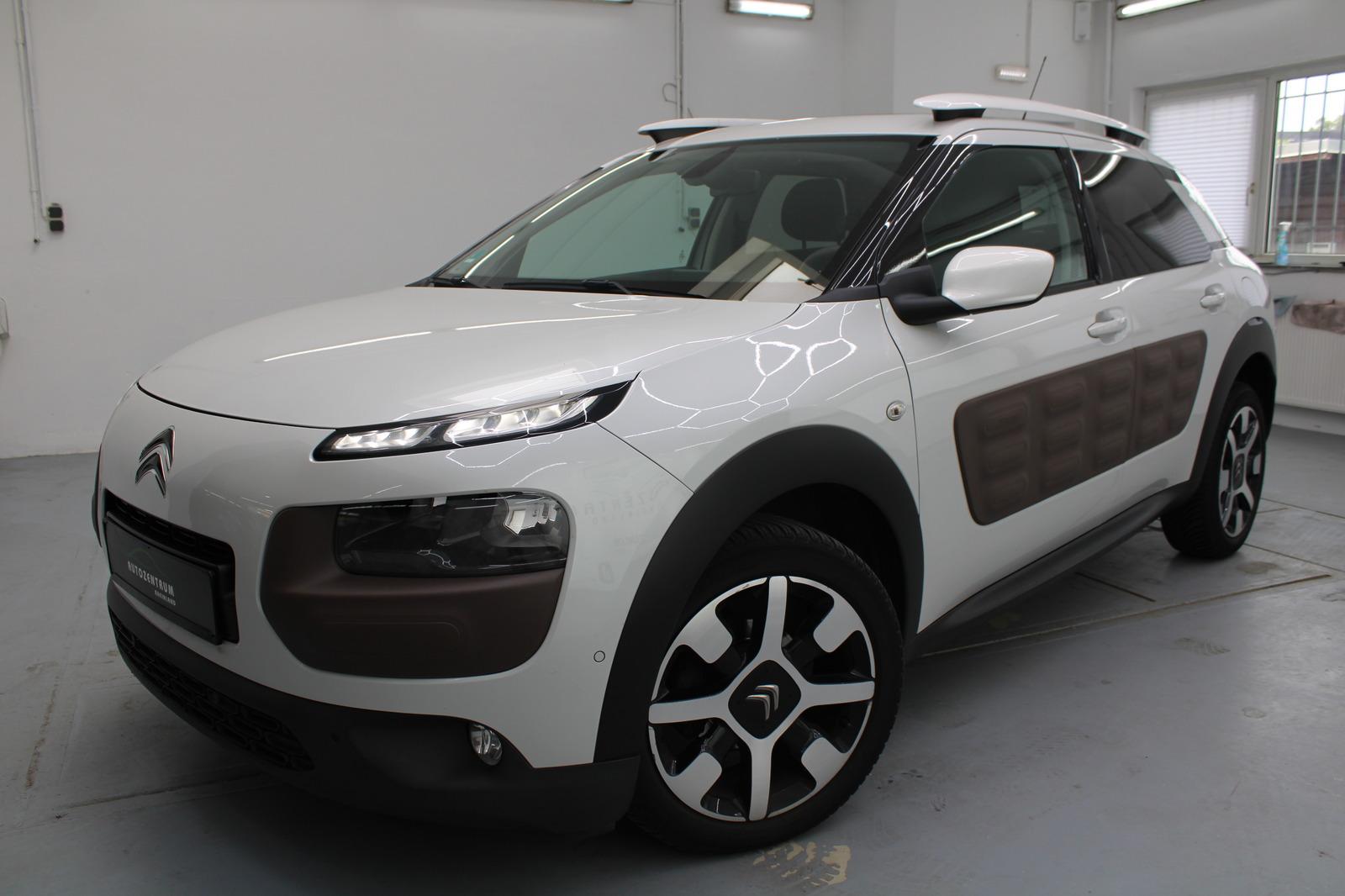 Citroën C4 Cactus Navi/Panorama/Kamera/Scheckheft/SHZ