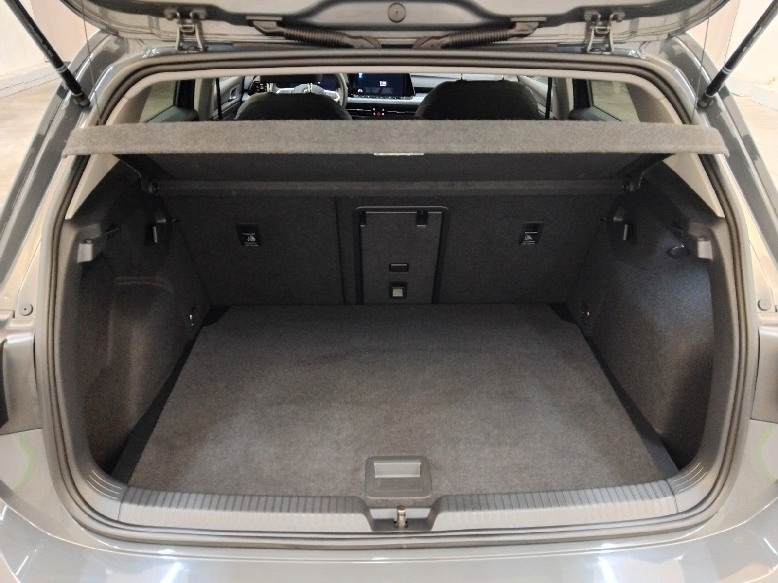 Vw Golf (01/2023, Benzin)