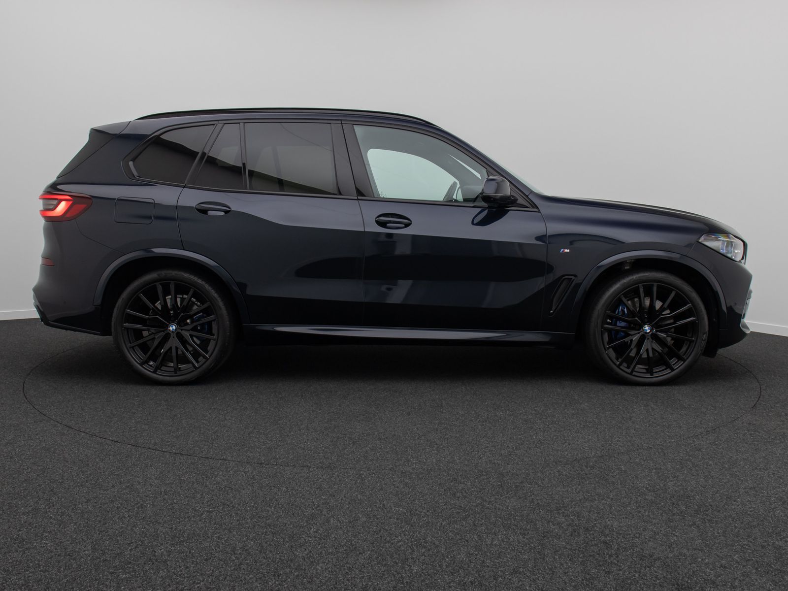 Fahrzeugabbildung BMW X5 xD40d M Sport 360° Laser Panorama H/K ACC 22"