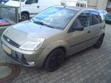Ford Fiesta 1.25 16V Ghia Ghia - Ford Fiesta: Gold