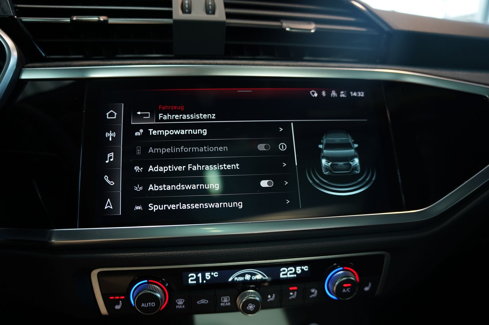 Audi Rsq3
