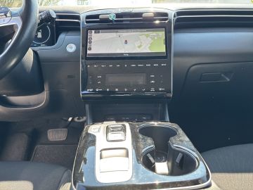 Hyundai TUCSON - 10