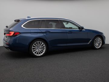 Fahrzeugabbildung BMW 520d Kamera Laser HUD DAB 4xKlima AHK Komfort
