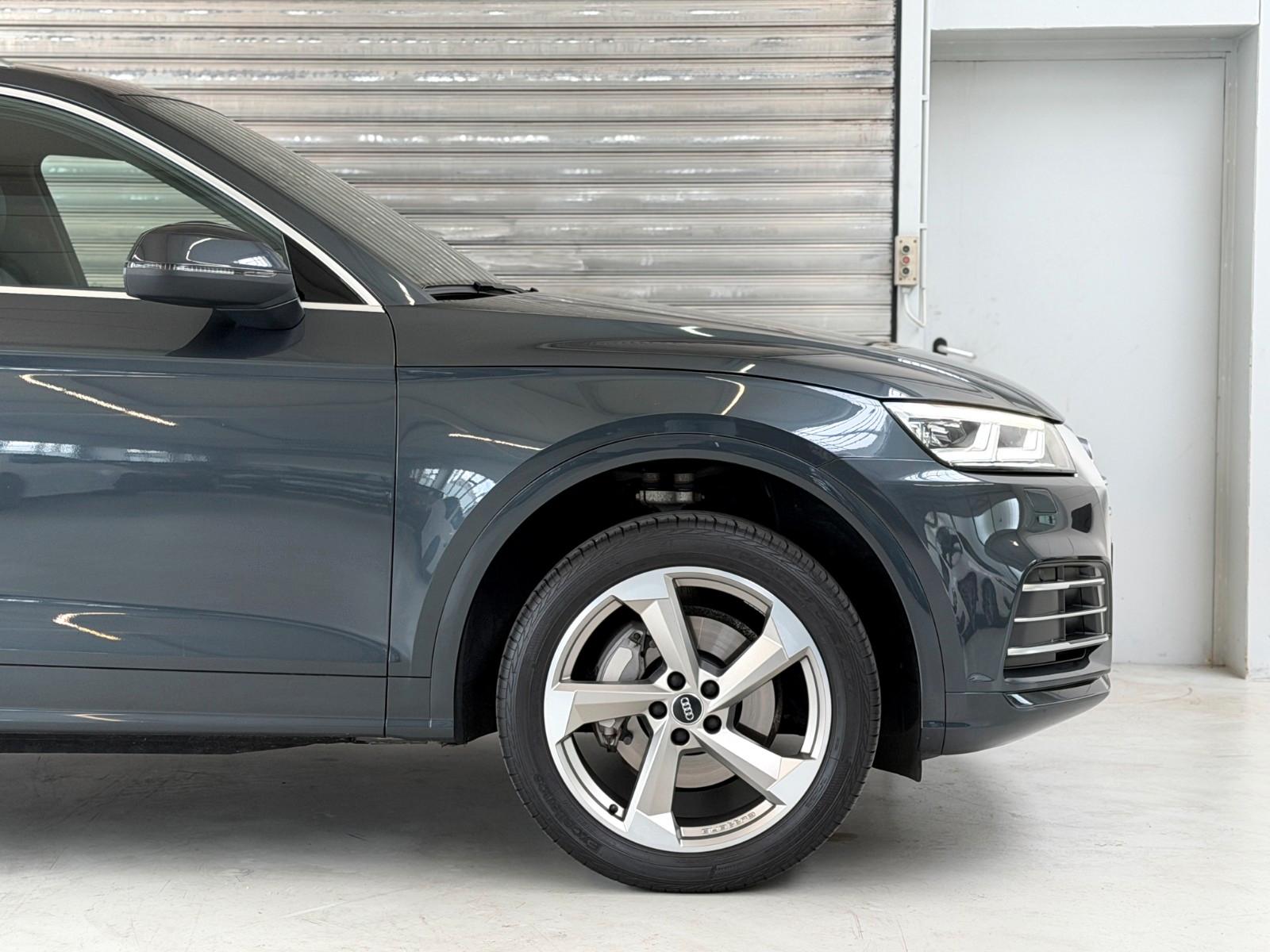 Audi Q5 quattro Sport*S-line*Kamera*LED*AHK*Panorama*