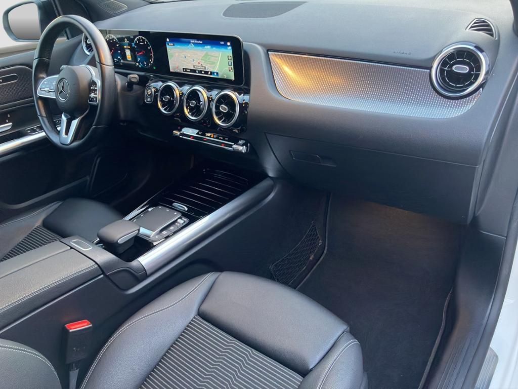 Fahrzeugabbildung Mercedes-Benz B 220 4M PROGRESSIVE*NIGHT*AHK*LED*NAVI*KAMERA