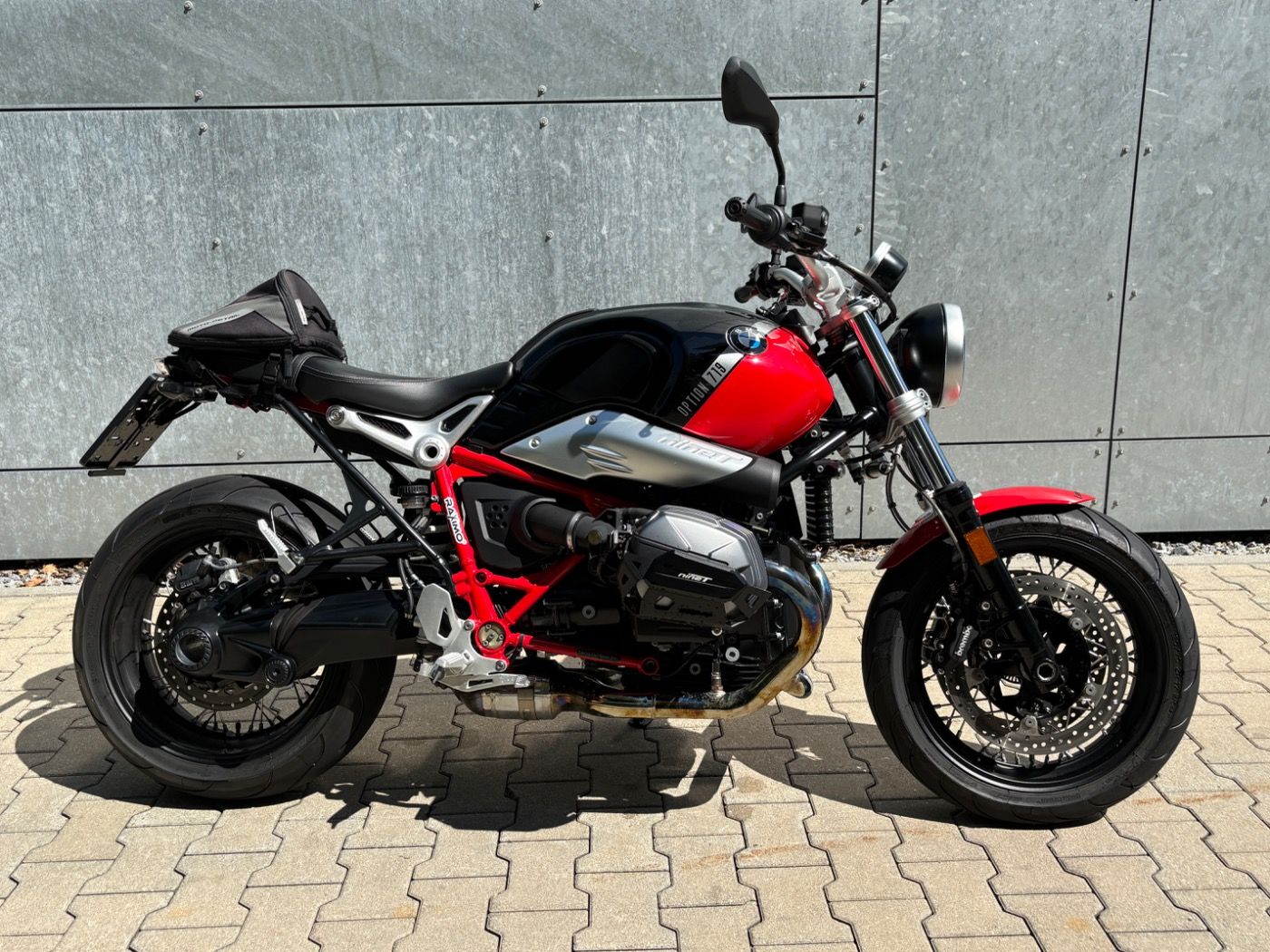 Fahrzeugabbildung BMW R nine T Pure