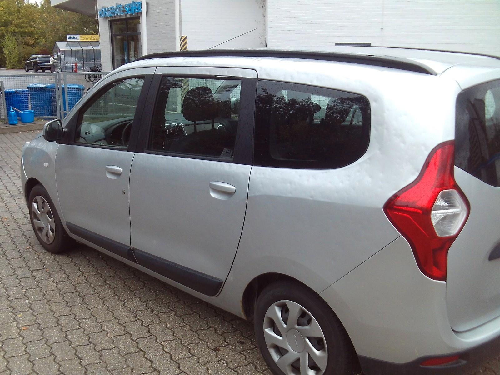 Dacia Lodgy 2013 — салон