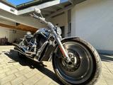 Harley-Davidson V-Rod (VRSCA) - HARLEY-DAVIDSON 2005 V ROD