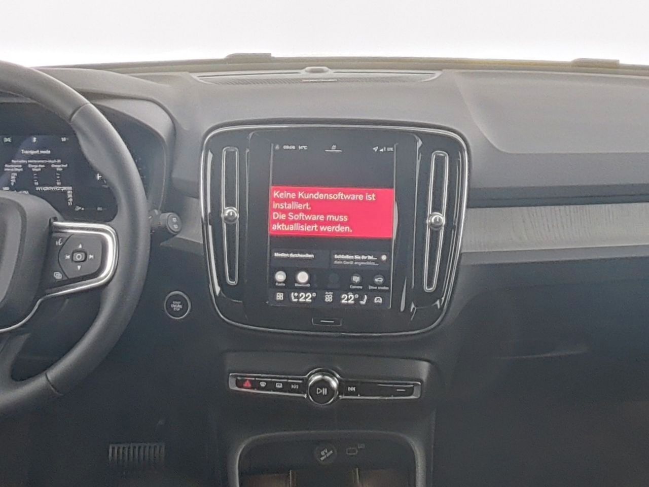 Fahrzeugabbildung Volvo XC 40 B3 Plus Dark | Standheizung | 360°