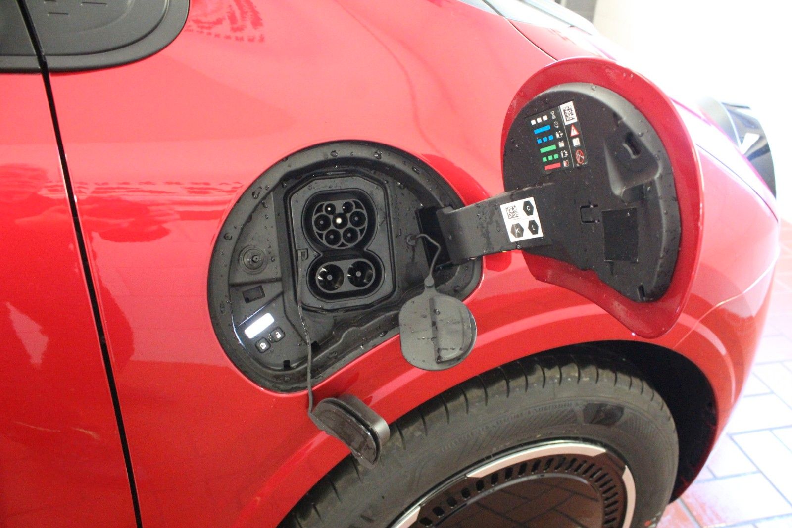 Fahrzeugabbildung Renault Twingo E-Tech 80 Urban Range *Techno*Sitzheizung