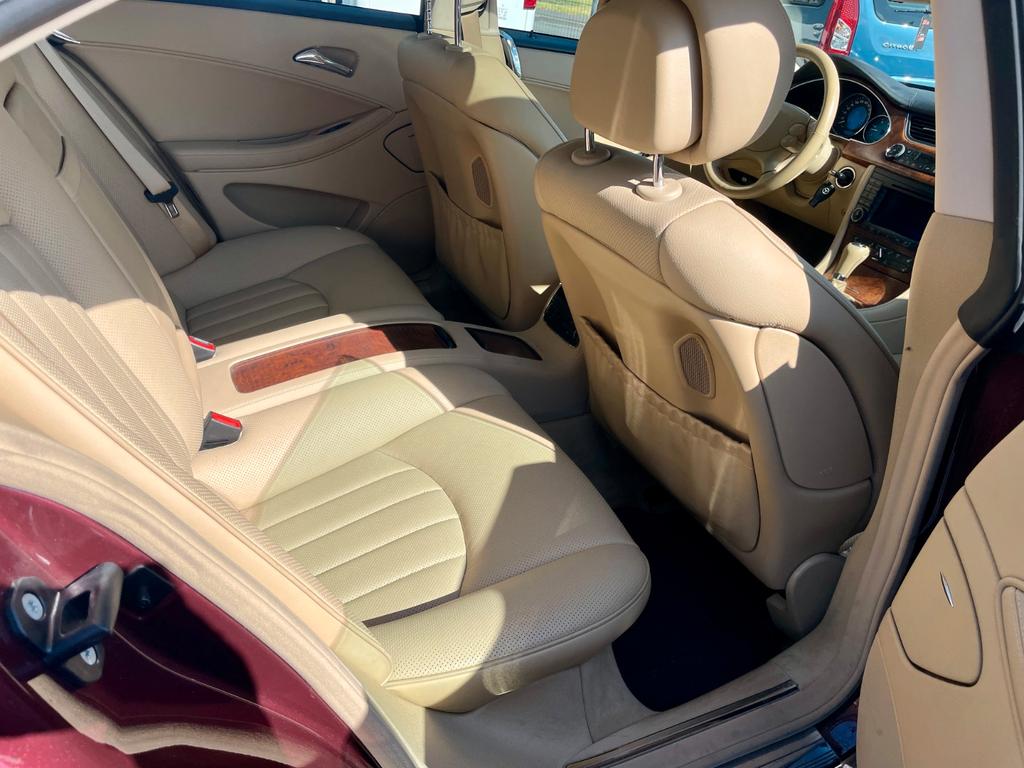 Mercedes-Benz CLS 320