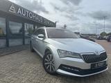 Skoda Superb 2.0 TDI DSG Combi*ACC*R-CAM*VIRTUAL*CARPL