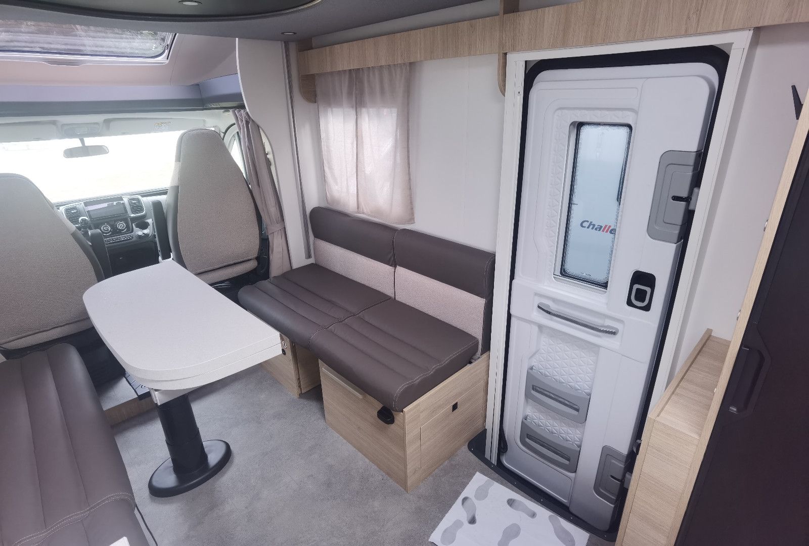 Fahrzeugabbildung Challenger 260 Ultimate Edition